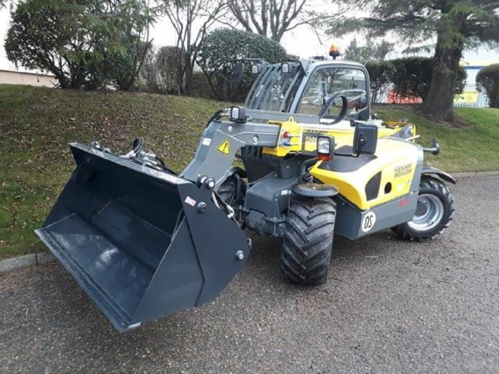 4 in 1 Bucket for a Wacker Neuson TH412