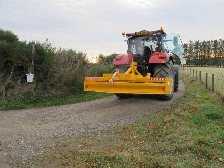 3m Gravel Road Grader