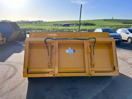 3.5 cub.m Push off Bucket with JCB Q-Fit brackets